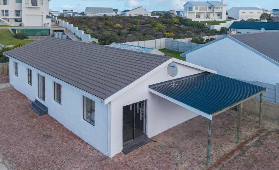 To Let 2 Bedroom Property for Rent in Oceanview Heights Western Cape